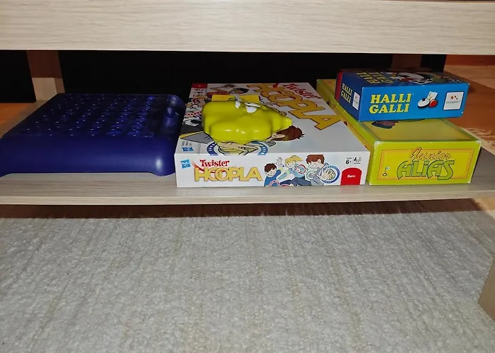 Peaceful And Spacious With Free Parking 公寓 凯米