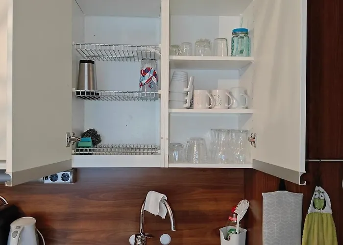 公寓 Peaceful And Spacious With Free Parking *