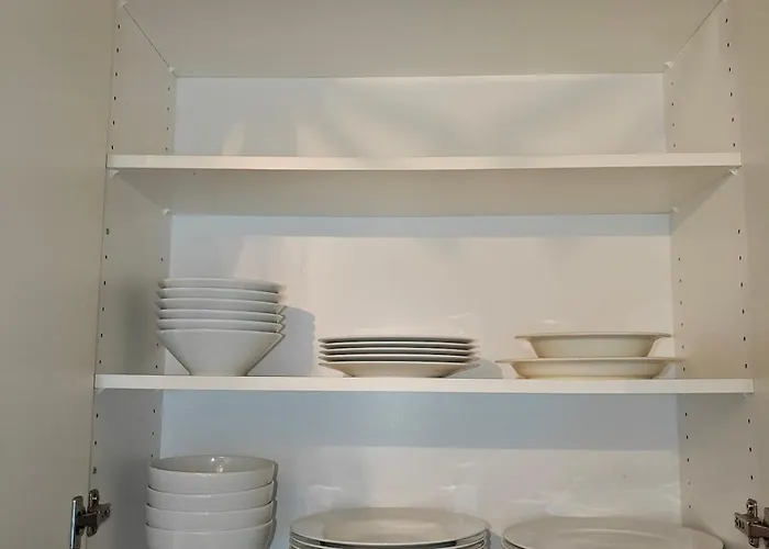 Peaceful And Spacious With Free Parking