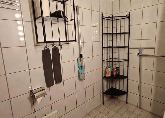 公寓 Peaceful And Spacious With Free Parking